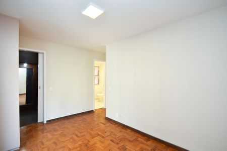 Apartamento para alugar com 110m², 3 quartos e 1 vaga Apartamento para alugar com 110m², 3 quartos e 1 vagaSuíte