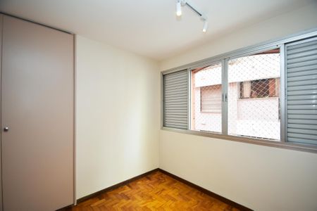 Apartamento para alugar com 110m², 3 quartos e 1 vaga Apartamento para alugar com 110m², 3 quartos e 1 vagaQuarto 2