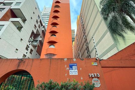 Apartamento para alugar com 110m², 3 quartos e 1 vaga Apartamento para alugar com 110m², 3 quartos e 1 vagaFachada