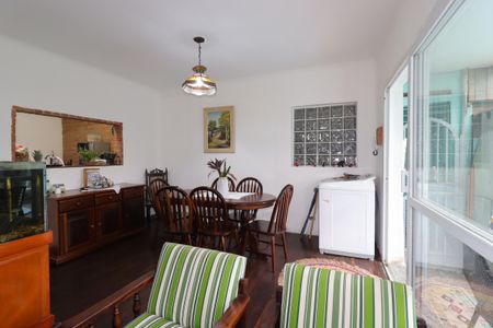 Casa à venda com 154m², 3 quartos e 1 vagaSala