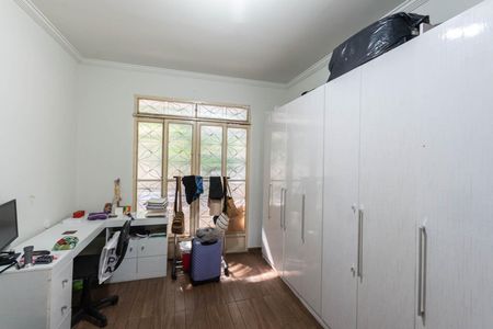 Casa para alugar com 200m², 4 quartos e 2 vagasQuarto 4