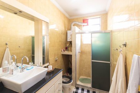 Casa para alugar com 200m², 4 quartos e 2 vagasBanheiro social 