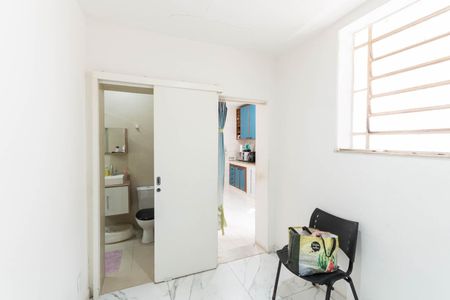 Casa para alugar com 200m², 4 quartos e 2 vagasCorredor