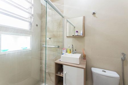 Casa para alugar com 200m², 4 quartos e 2 vagasBanheiro social 2