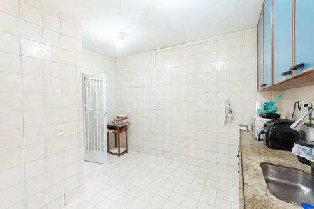 Casa para alugar com 200m², 4 quartos e 2 vagasCozinha