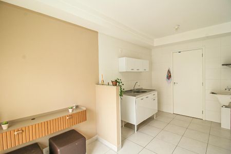Sala/Cozinha de apartamento para alugar com 1 quarto, 31m² em Vila Palmeiras, São Paulo