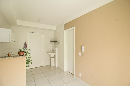 Sala/Cozinha de apartamento para alugar com 1 quarto, 31m² em Vila Palmeiras, São Paulo