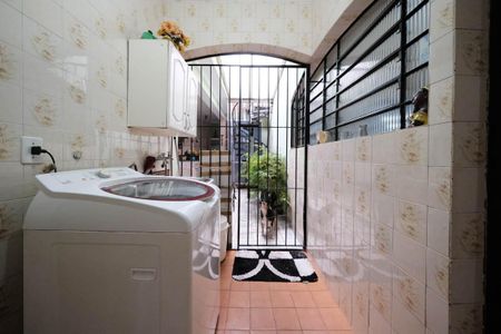 Casa à venda com 140m², 3 quartos e 2 vagasÁrea de Serviço