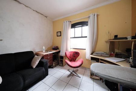 Casa à venda com 140m², 3 quartos e 2 vagasQuarto