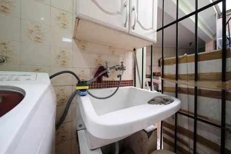 Casa à venda com 140m², 3 quartos e 2 vagasÁrea de Serviço