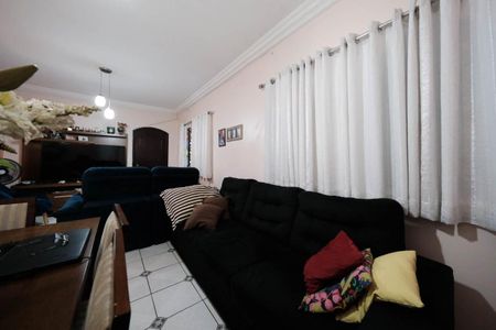 Casa à venda com 140m², 3 quartos e 2 vagasSala/Cozinha
