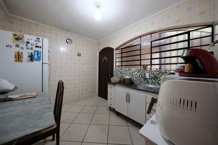 Casa à venda com 140m², 3 quartos e 2 vagasSala/Cozinha
