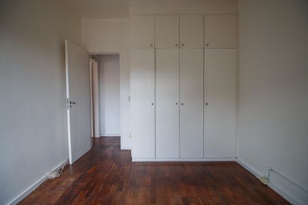 Apartamento à venda com 80m², 3 quartos e sem vagaQuarto 