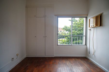 Apartamento à venda com 80m², 3 quartos e sem vagaQuarto 