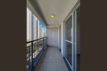 Apartamento para alugar com 60m², 2 quartos e 1 vagaVaranda