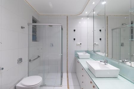 Apartamento à venda com 177m², 3 quartos e 1 vagaBanheiro