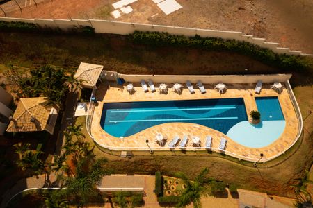 Apartamento à venda com 74m², 2 quartos e 1 vagaÁrea comum - Piscina