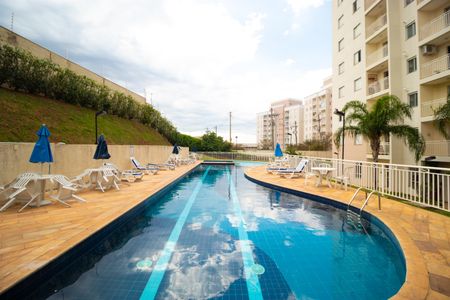 Apartamento à venda com 74m², 2 quartos e 1 vagaÁrea comum - Piscina