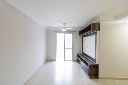 Apartamento à venda com 74m², 2 quartos e 1 vagaSala