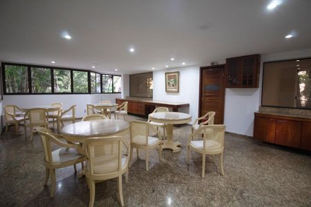 Apartamento à venda com 54m², 1 quarto e 1 vagaÁrea comum