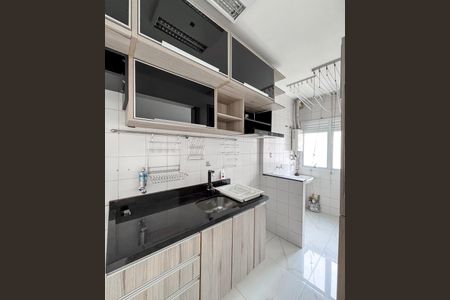 Apartamento à venda com 56m², 2 quartos e 1 vagaCozinha