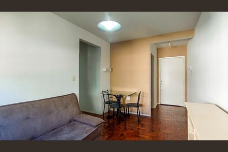 Sala de apartamento para alugar com 1 quarto, 44m² em Centro Histórico, Porto Alegre