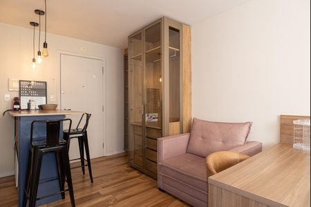 Quarto de kitnet/studio para alugar com 1 quarto, 19m² em Consolação, São Paulo