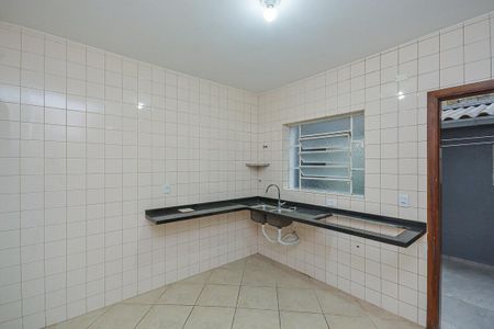 Casa para alugar com 2 quartos, 150m² em Cupecê, São Paulo