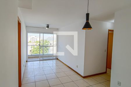 Apartamento para alugar com 2 quartos, 62m² em Taquara, Rio de Janeiro