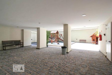 Apartamento para alugar com 120m², 2 quartos e 1 vagaÁrea comum - Playground
