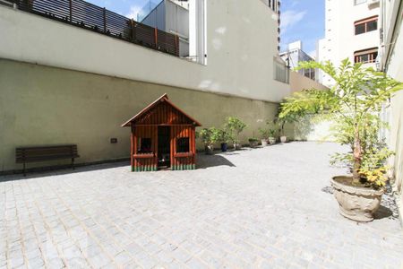 Apartamento para alugar com 120m², 2 quartos e 1 vagaÁrea comum - Playground