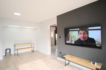 Apartamento à venda com 74m², 2 quartos e 1 vagaSala