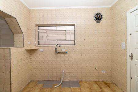 Casa à venda com 196m², 3 quartos e 2 vagas Casa à venda com 196m², 3 quartos e 2 vagasCozinha