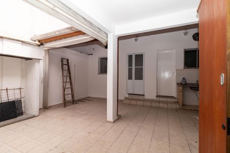 Casa à venda com 196m², 3 quartos e 2 vagas Casa à venda com 196m², 3 quartos e 2 vagasÁrea comum - Churrasqueira