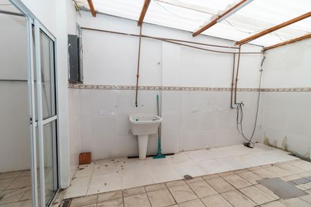 Casa à venda com 196m², 3 quartos e 2 vagas Casa à venda com 196m², 3 quartos e 2 vagasÁrea de Serviço