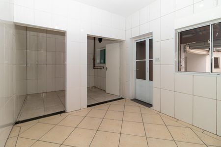Casa à venda com 196m², 3 quartos e 2 vagas Casa à venda com 196m², 3 quartos e 2 vagasEdícula