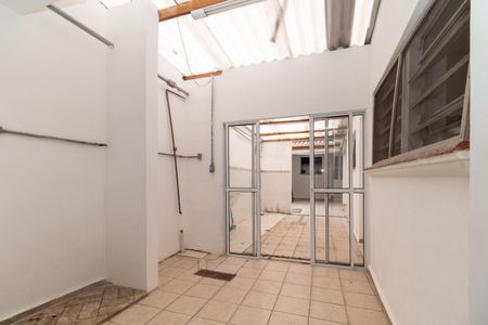 Casa à venda com 196m², 3 quartos e 2 vagas Casa à venda com 196m², 3 quartos e 2 vagasQuintal