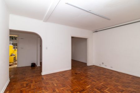 Casa à venda com 196m², 3 quartos e 2 vagas Casa à venda com 196m², 3 quartos e 2 vagasSala