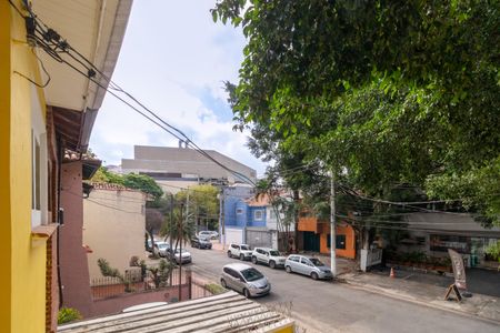 Casa à venda com 196m², 3 quartos e 2 vagas Casa à venda com 196m², 3 quartos e 2 vagasVista da Sacada