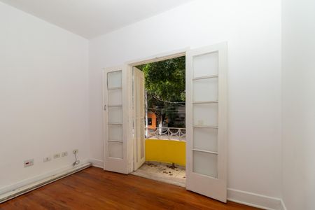 Casa à venda com 196m², 3 quartos e 2 vagas Casa à venda com 196m², 3 quartos e 2 vagasQuarto 3