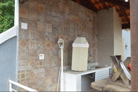 Casa de condomínio à venda com 201m², 3 quartos e 2 vagasChurrasqueira