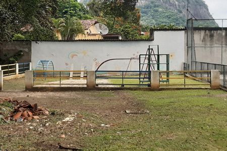Casa de condomínio à venda com 201m², 3 quartos e 2 vagasÁrea comum - Playground