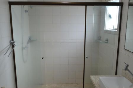 Casa de condomínio à venda com 201m², 3 quartos e 2 vagasBanheiro da Suíte