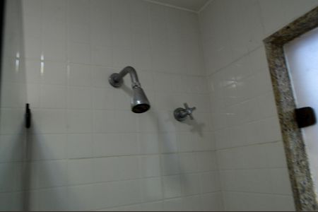 Casa de condomínio à venda com 201m², 3 quartos e 2 vagasBanheiro de Serviço