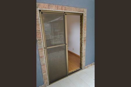 Casa de condomínio à venda com 201m², 3 quartos e 2 vagasVaranda do Quarto 1