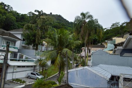 Casa de condomínio à venda com 201m², 3 quartos e 2 vagasVista da Varanda da Suíte