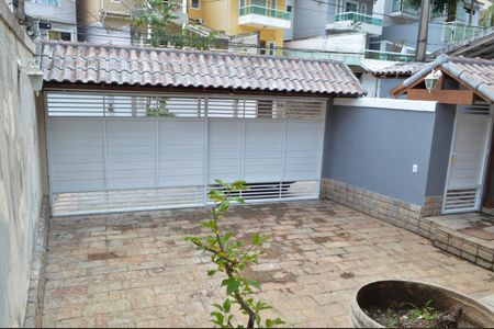 Casa de condomínio à venda com 201m², 3 quartos e 2 vagasGaragem