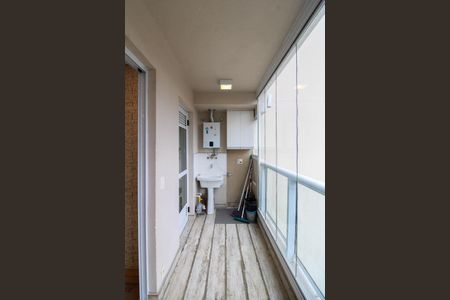 Apartamento à venda com 52m², 2 quartos e 1 vaga Apartamento à venda com 52m², 2 quartos e 1 vagaVaranda de serviço