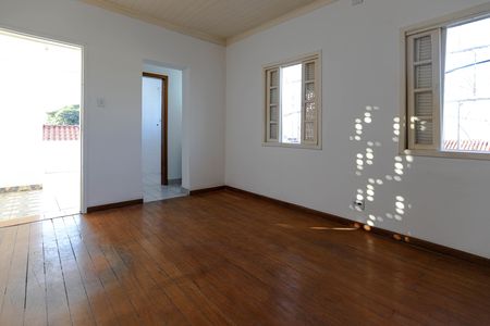 Casa para alugar com 180m², 3 quartos e 1 vaga Casa para alugar com 180m², 3 quartos e 1 vagaQuarto 3 - Suíte