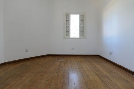 Casa para alugar com 180m², 3 quartos e 1 vaga Casa para alugar com 180m², 3 quartos e 1 vagaQuarto 2